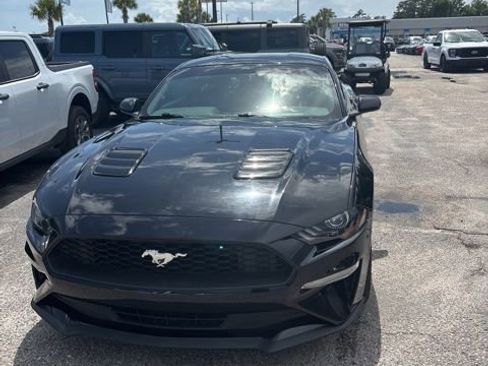 Used 2018 Ford Mustang Coupe w/ Equipment Group 101A RWD image 2
