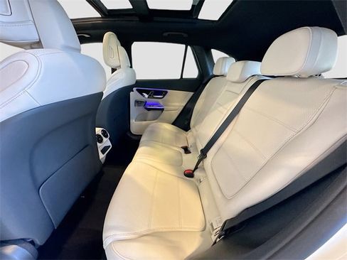 Certified 2025 Mercedes-Benz GLC 300 4MATIC image 26