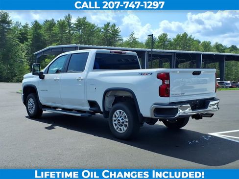Used 2025 Chevrolet Silverado 2500 LT w/ Convenience Package AWD/4WD image 7