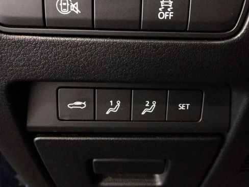 Used 2025 MAZDA MAZDA3 s image 19