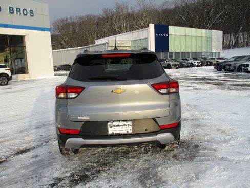 Certified 2023 Chevrolet TrailBlazer LT w/ Convenience Package image 6