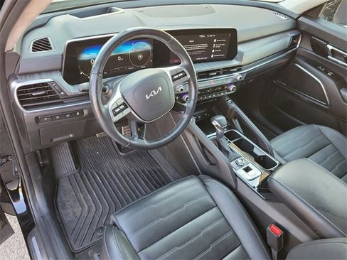 Used 2024 Kia Telluride SX Prestige image 7