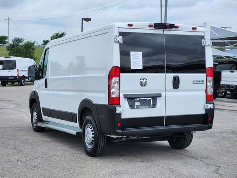Used 2025 RAM ProMaster 2500 FWD image 7
