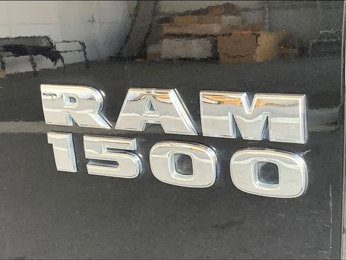 Used 2018 RAM 1500 Big Horn image 33