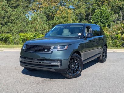 New 2025 Land Rover Range Rover Long Wheelbase SE