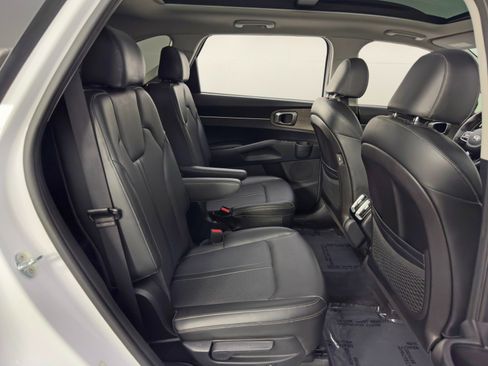 Used 2021 Kia Sorento EX w/ EX AWD X-Line Package image 36