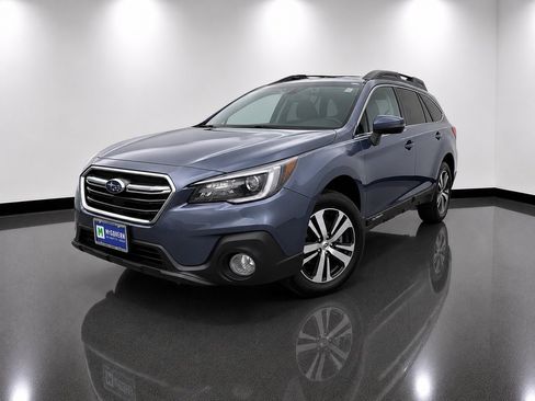 Used 2018 Subaru Outback 2.5i Limited AWD/4WD image 1