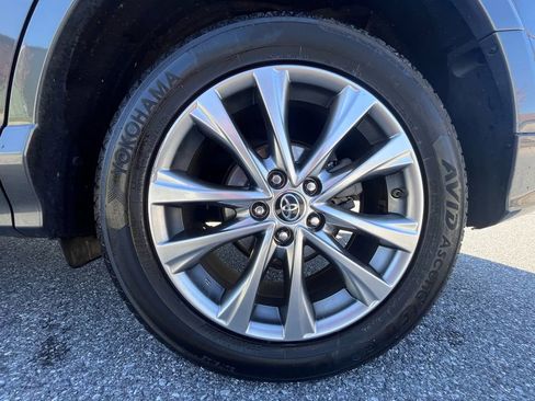 Used 2017 Toyota RAV4 Platinum w/ All Weather Liner Package AWD/4WD image 24
