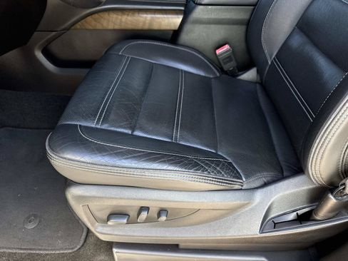 Used 2018 GMC Yukon Denali RWD image 20