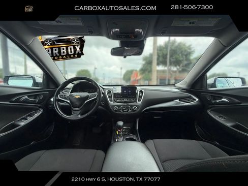 Used 2022 Chevrolet Malibu RS FWD image 9