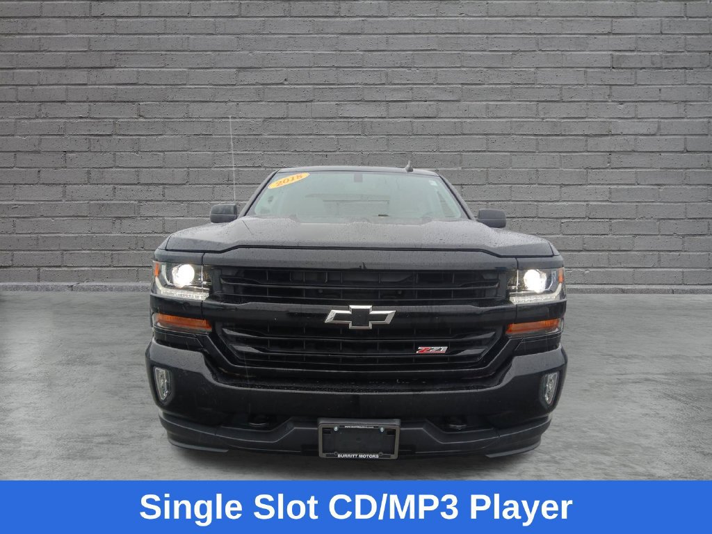 Used 2018 Chevrolet Silverado 1500 LT w/ Midnight Edition AWD/4WD image 10