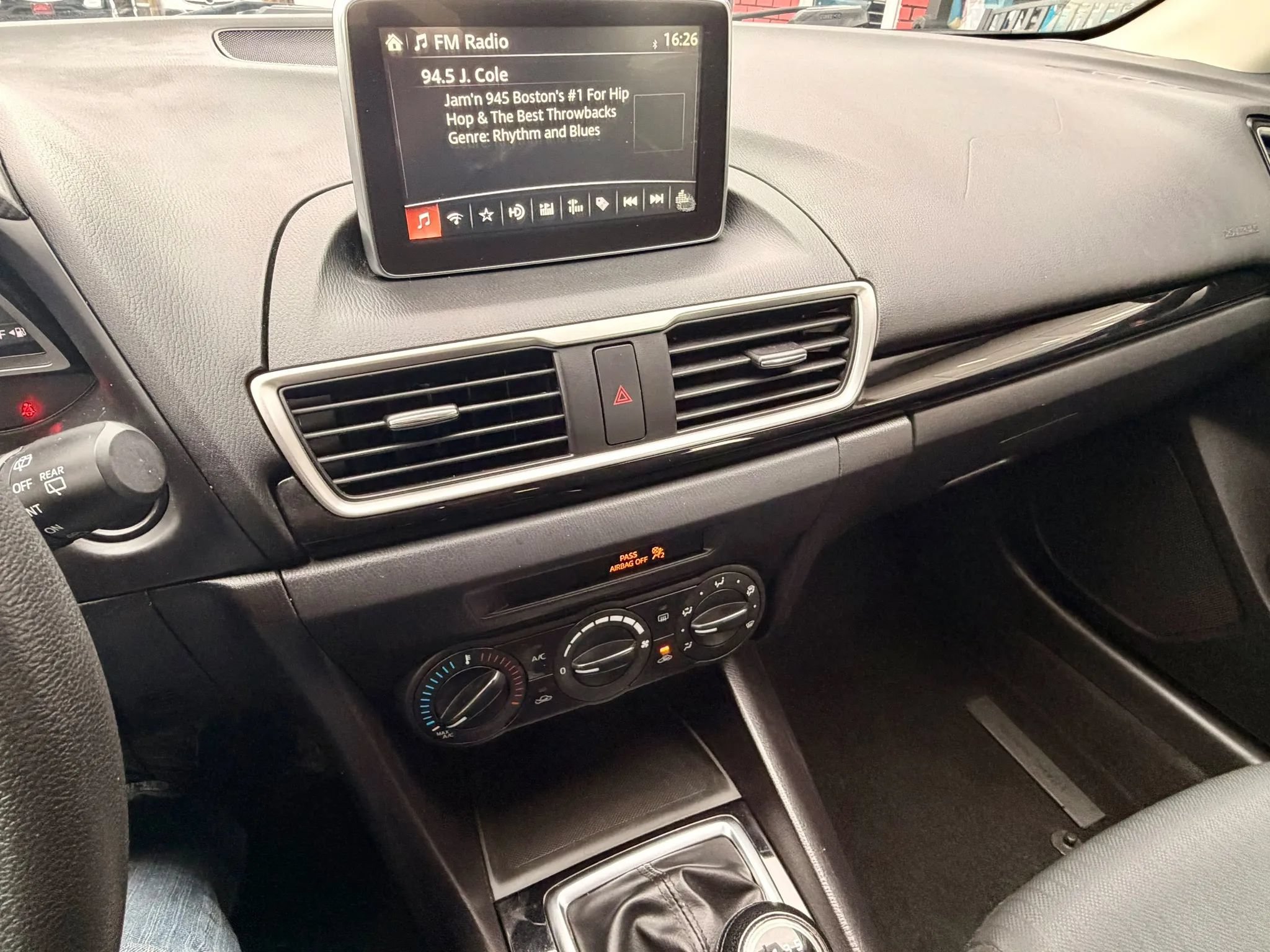 Used 2016 MAZDA MAZDA3 i Sport FWD image 13