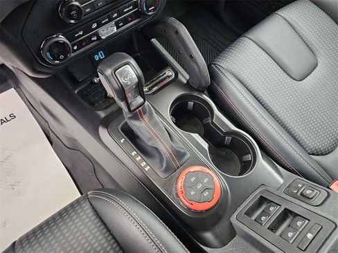Used 2024 Ford Bronco Raptor image 23