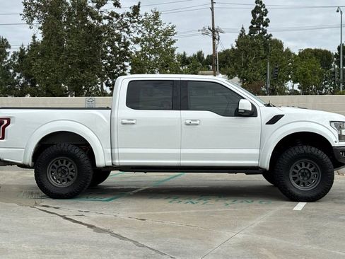 Used 2020 Ford F150 Raptor w/ Equipment Group 802A Luxury AWD/4WD image 6