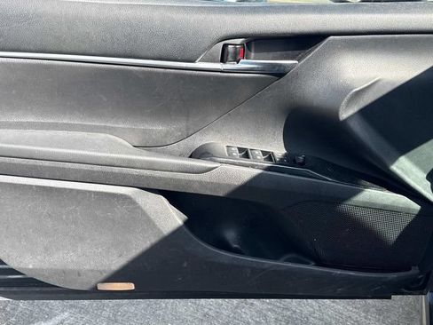 Used 2018 Toyota Camry SE w/ Audio Package FWD image 25