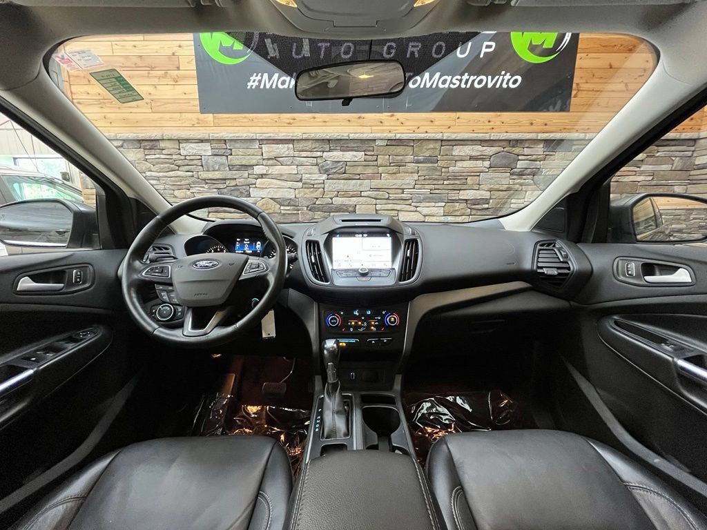 Used 2017 Ford Escape SE w/ SE Leather Comfort Package AWD/4WD image 31