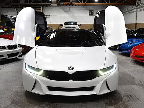 Used 2016 BMW i8 AWD/4WD image 3
