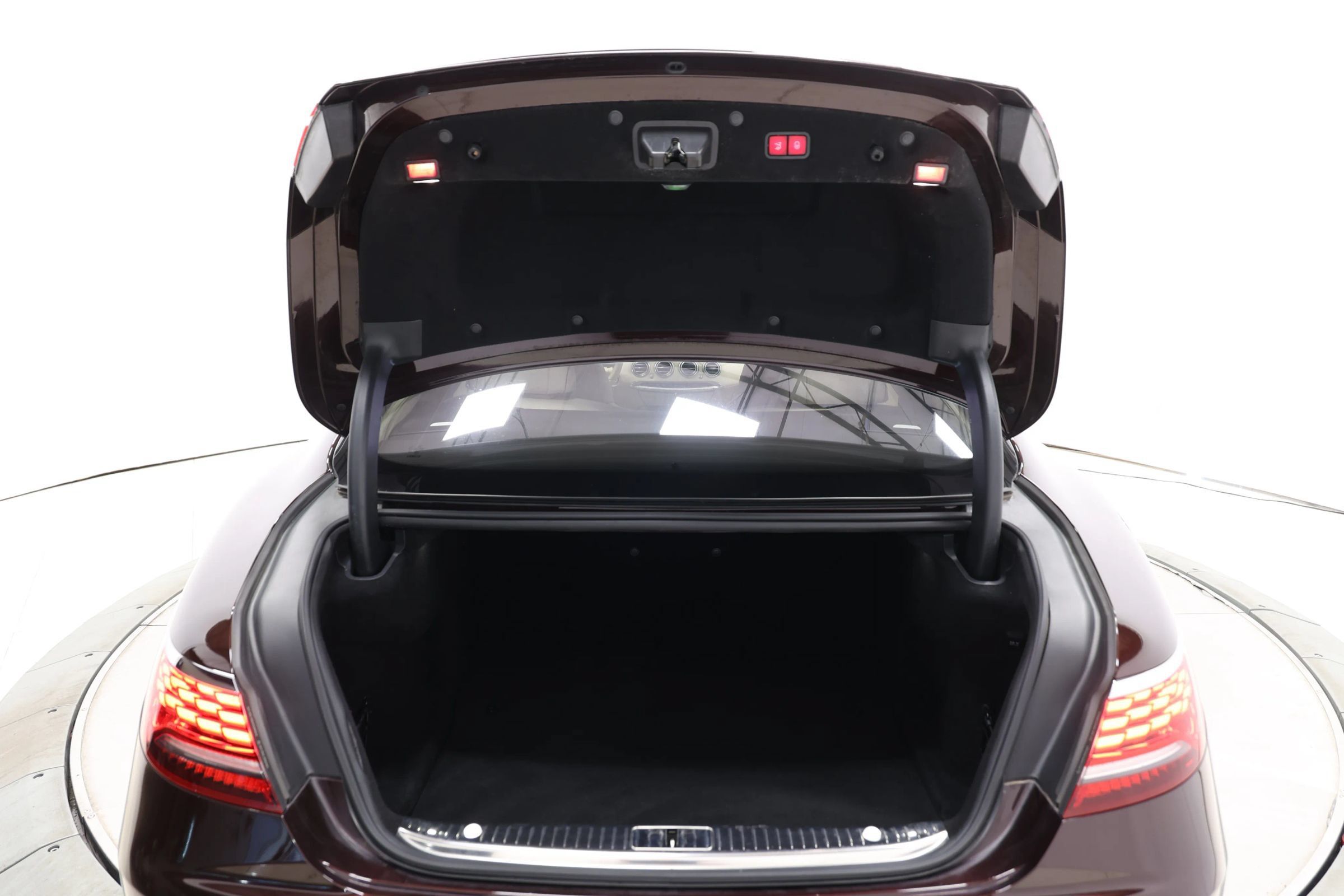 Used 2019 Mercedes-Benz S 560 4MATIC Coupe image 61