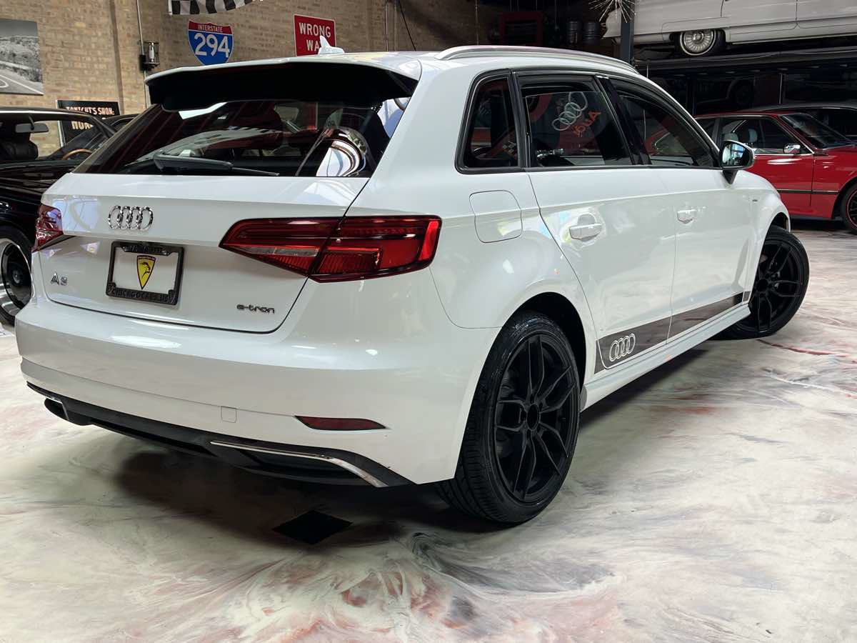 Used 2017 Audi A3 e-tron Premium w/ Sport Package FWD image 2