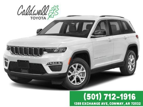 Used 2023 Jeep Grand Cherokee Summit AWD/4WD image 33
