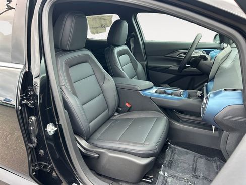 New 2026 Chevrolet Equinox EV LT AWD/4WD image 24