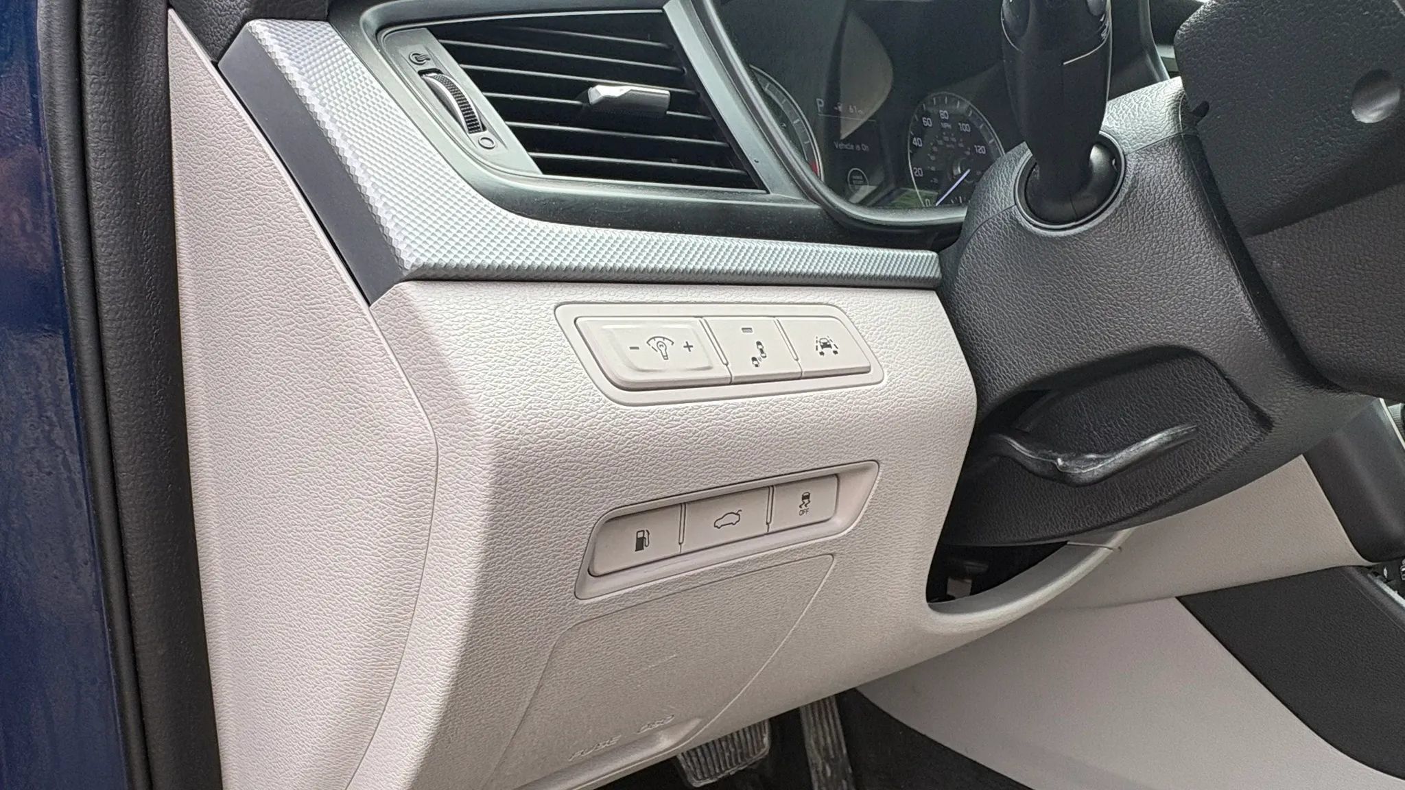 Used 2019 Hyundai Sonata SEL w/ Tech Package 02 FWD image 17