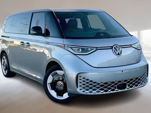 New 2025 Volkswagen ID. Buzz Pro S Plus RWD image 2
