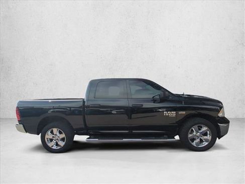 Used 2019 RAM 1500 Tradesman w/ Tradesman SXT Package image 4