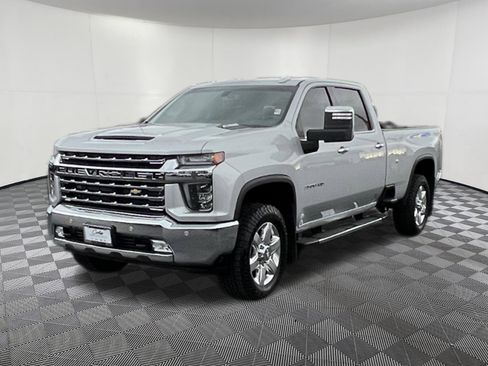 Used 2020 Chevrolet Silverado 3500 LTZ w/ LTZ Plus Package image 3