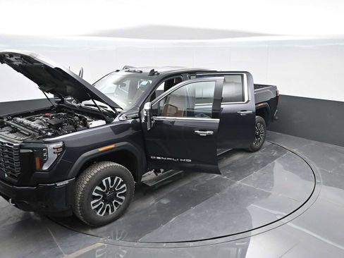 New 2025 GMC Sierra 3500 Denali Ultimate image 42