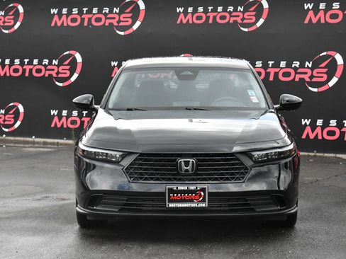 Used 2025 Honda Accord SE image 2