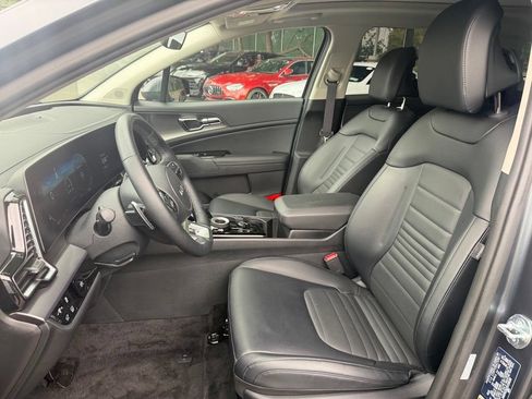 Used 2025 Kia Sportage SX Prestige AWD/4WD image 9