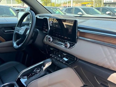 Certified 2023 GMC Canyon Denali AWD/4WD image 16