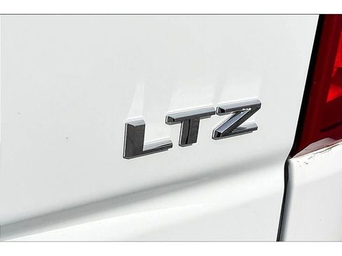 Used 2023 Chevrolet Silverado 1500 LTZ image 8