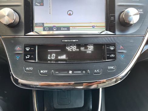 Used 2018 Toyota Avalon XLE Premium FWD image 19