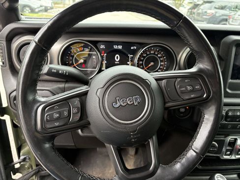 Used 2021 Jeep Wrangler Willys image 11