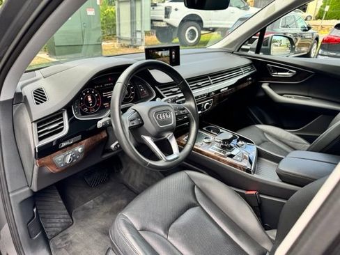 Used 2018 Audi Q7 3.0T Prestige AWD/4WD image 24