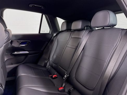 New 2026 Mercedes-Benz GLC 300 image 7