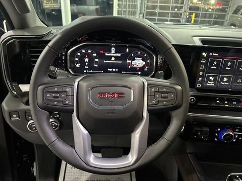 Used 2026 GMC Sierra 1500 SLT w/ SLT Premium Package AWD/4WD image 19