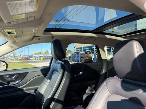 Used 2023 Lincoln Corsair Reserve w/ Equipment Group 201A image 19