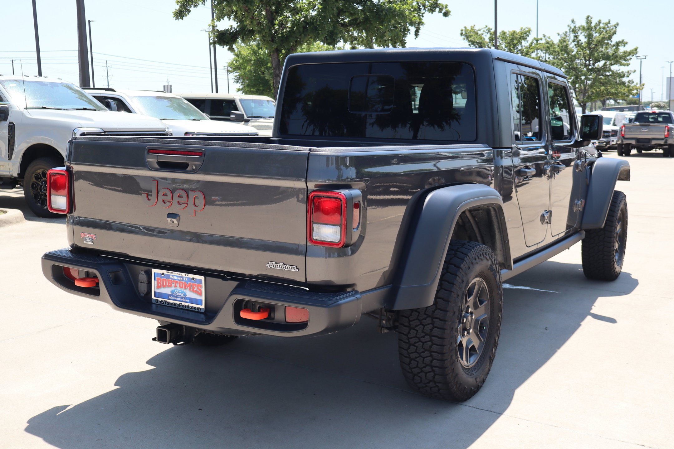 Used 2023 Jeep Gladiator Mojave w/ Trailer Tow Package AWD/4WD image 6