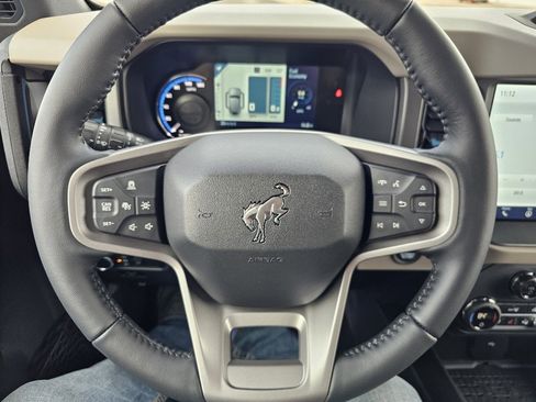 New 2024 Ford Bronco Wildtrak image 17