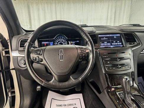 Used 2013 Lincoln MKS AWD image 14