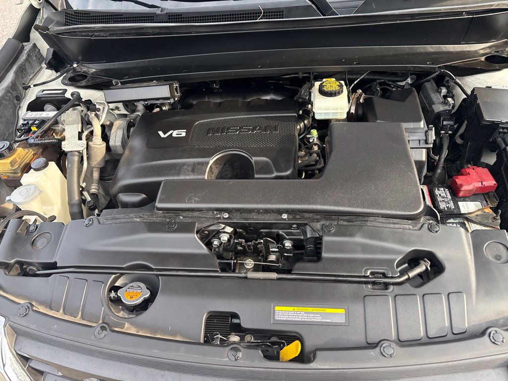 Used 2018 Nissan Pathfinder Platinum FWD image 11