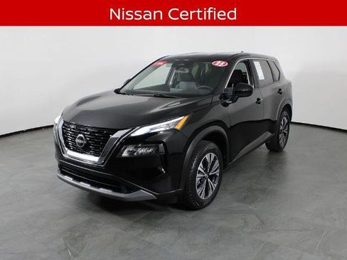 Certified 2023 Nissan Rogue SV image 2