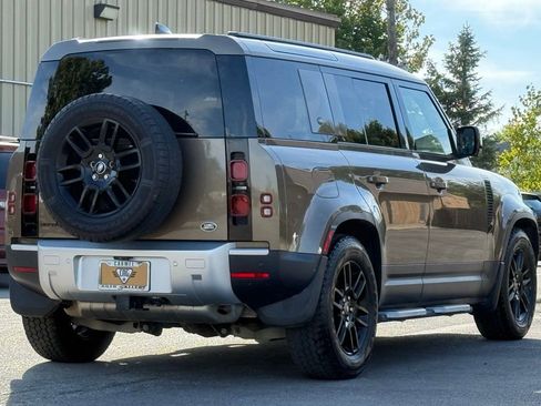 Used 2021 Land Rover Defender 110 S image 5