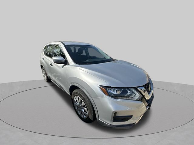 Used 2020 Nissan Rogue S AWD/4WD image 2