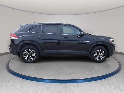 New 2026 Volkswagen Atlas Cross Sport SE AWD/4WD image 4