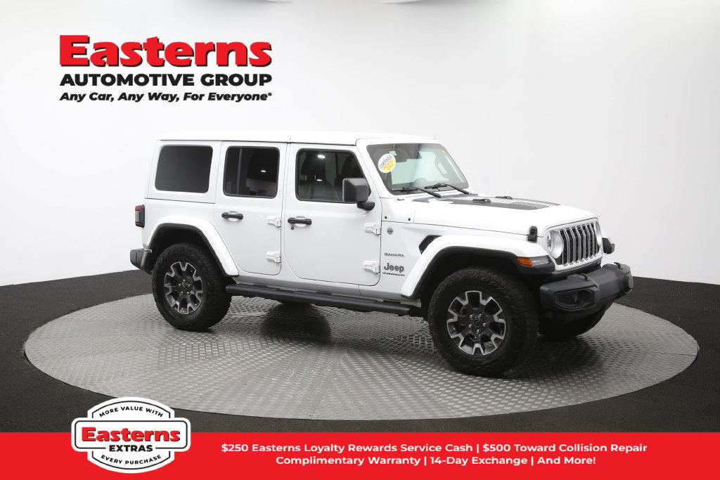 Used 2024 Jeep Wrangler Unlimited Sahara w/ Dual Top Group AWD/4WD image 48