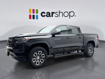 Used 2024 Chevrolet Colorado Z71 w/ Z71 Convenience Package 2